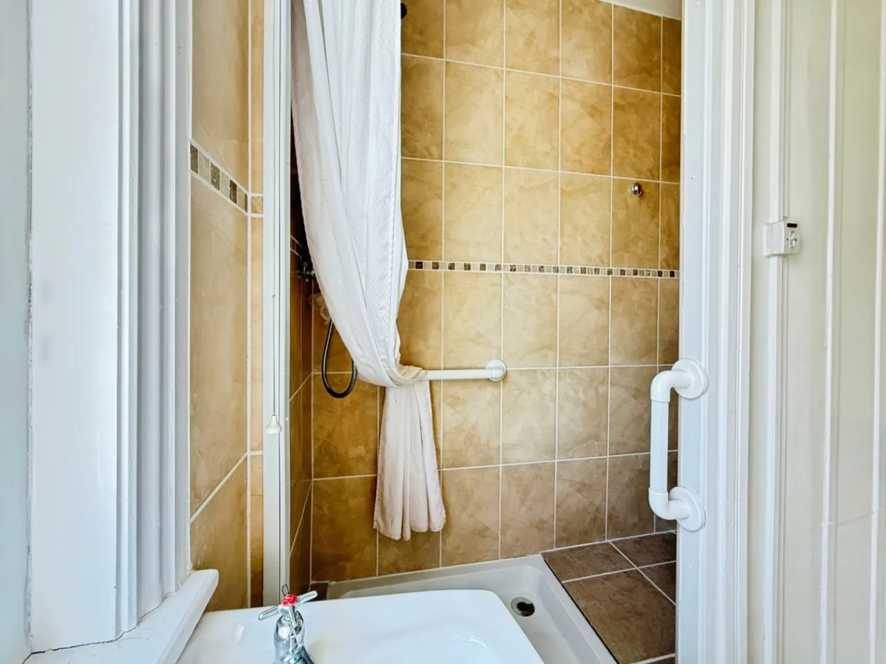 High Street, Stonehouse, GL10, photo 17