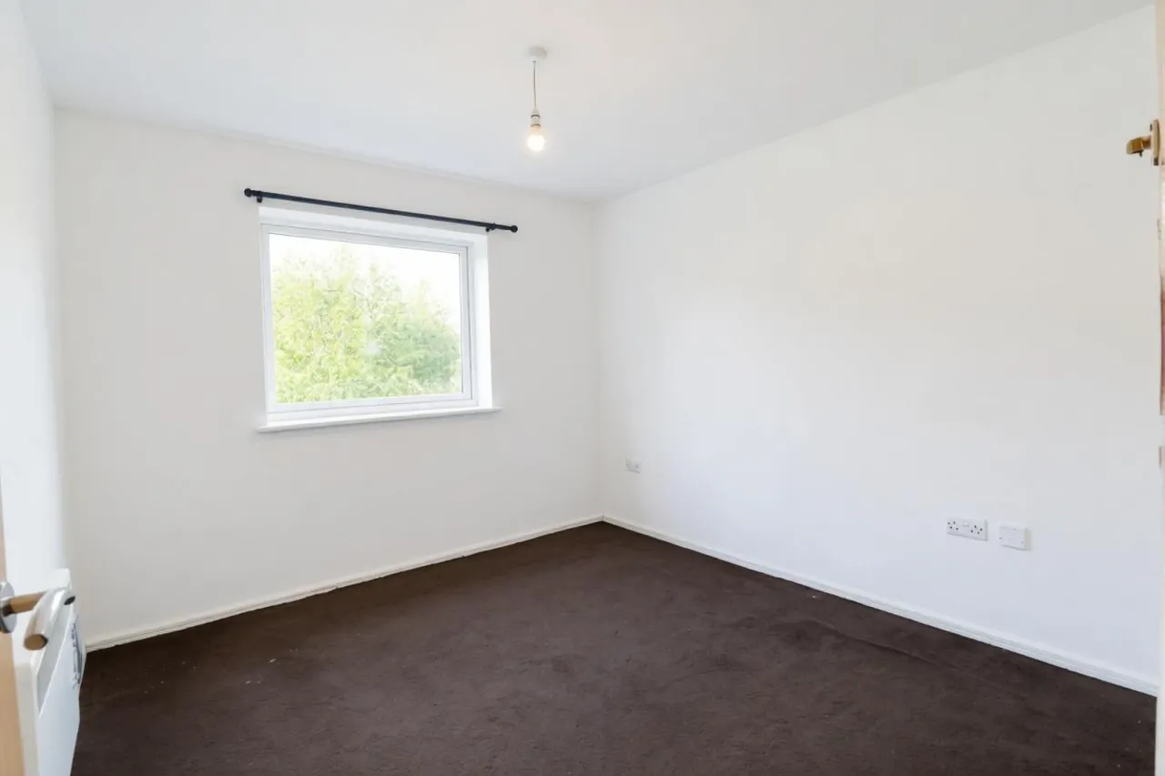 Penstock Drive, Cliffe Vale, ST4, photo 5