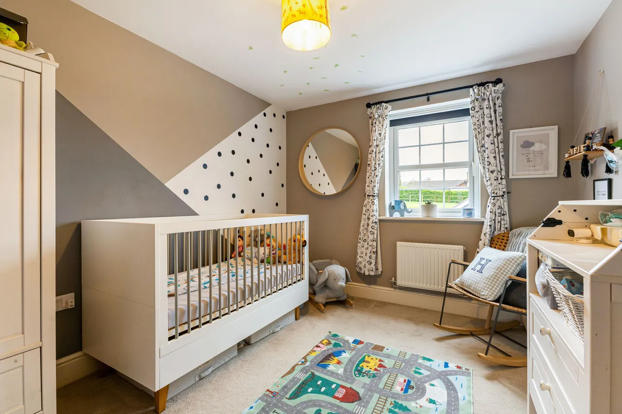 Runnymede Drive, Odiham, RG29, photo 9