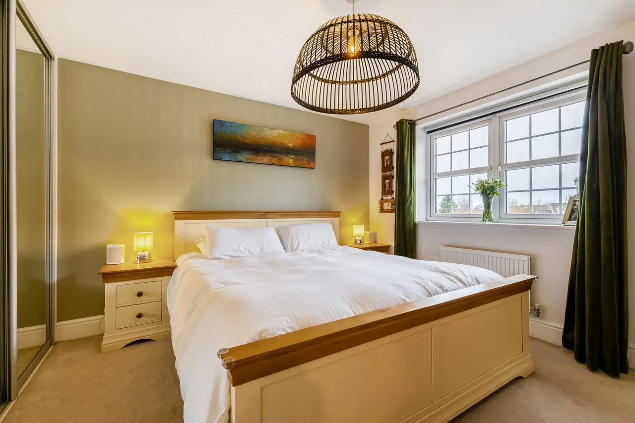 Runnymede Drive, Odiham, RG29, photo 6