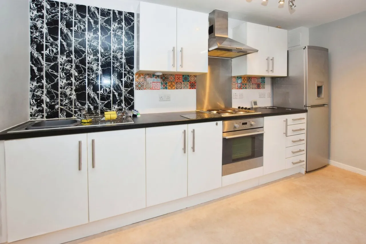 Alban Street, New Broughton, M7, photo 4