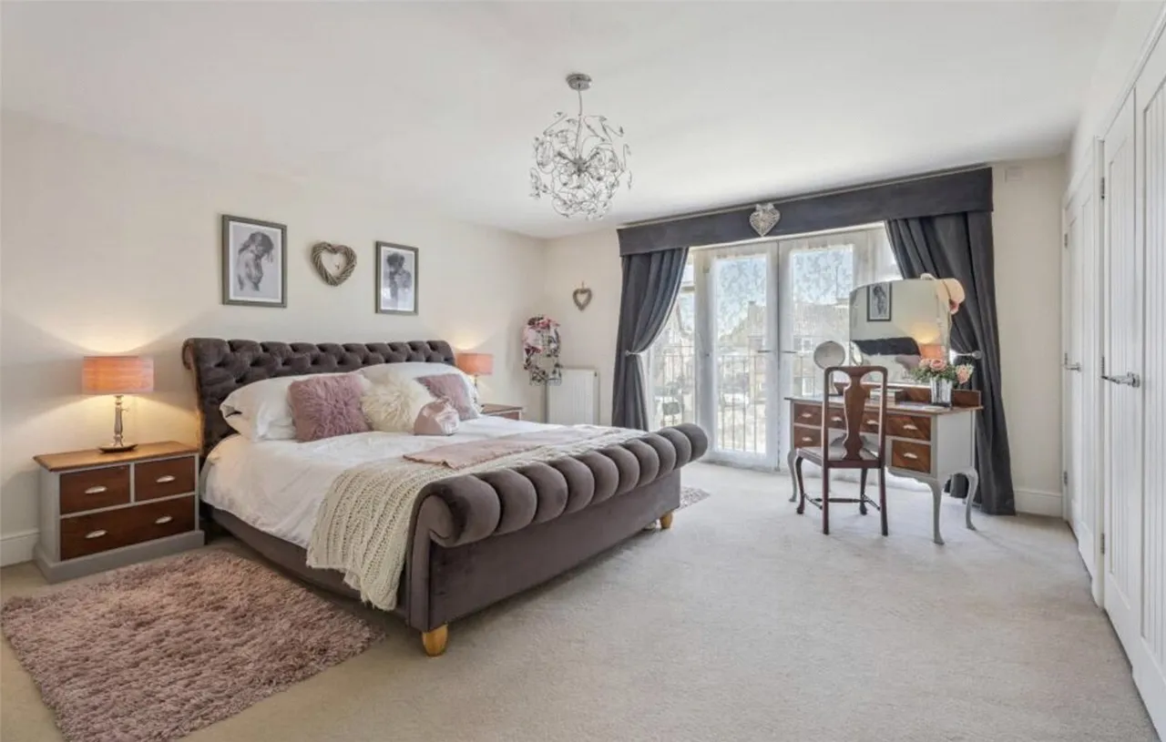 Calverton Road, Stony Stratford, Milton Keynes, Buckinghamshire, MK11, photo 12