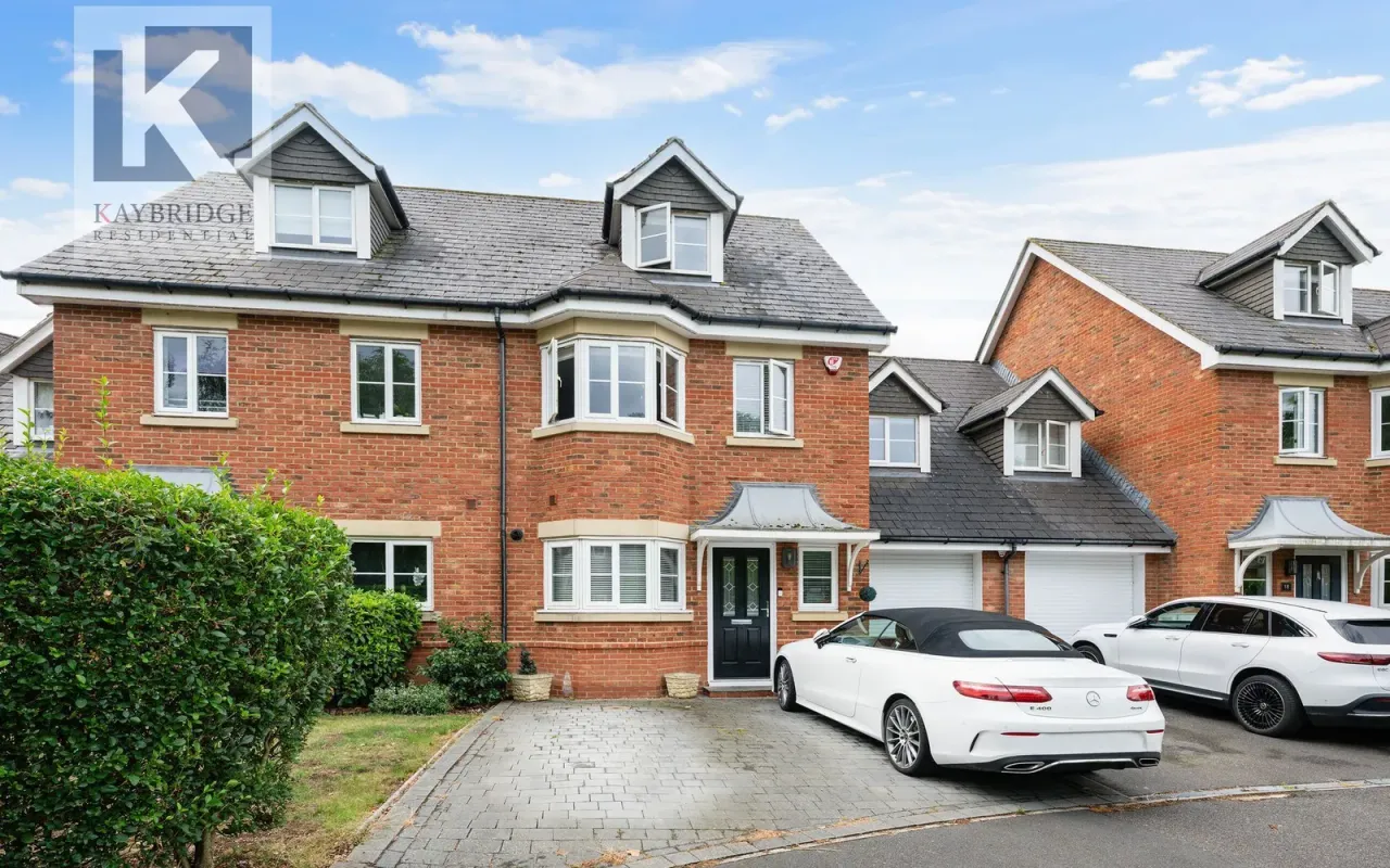 4 bed property for sale — Horton Crescent, Epsom, KT19