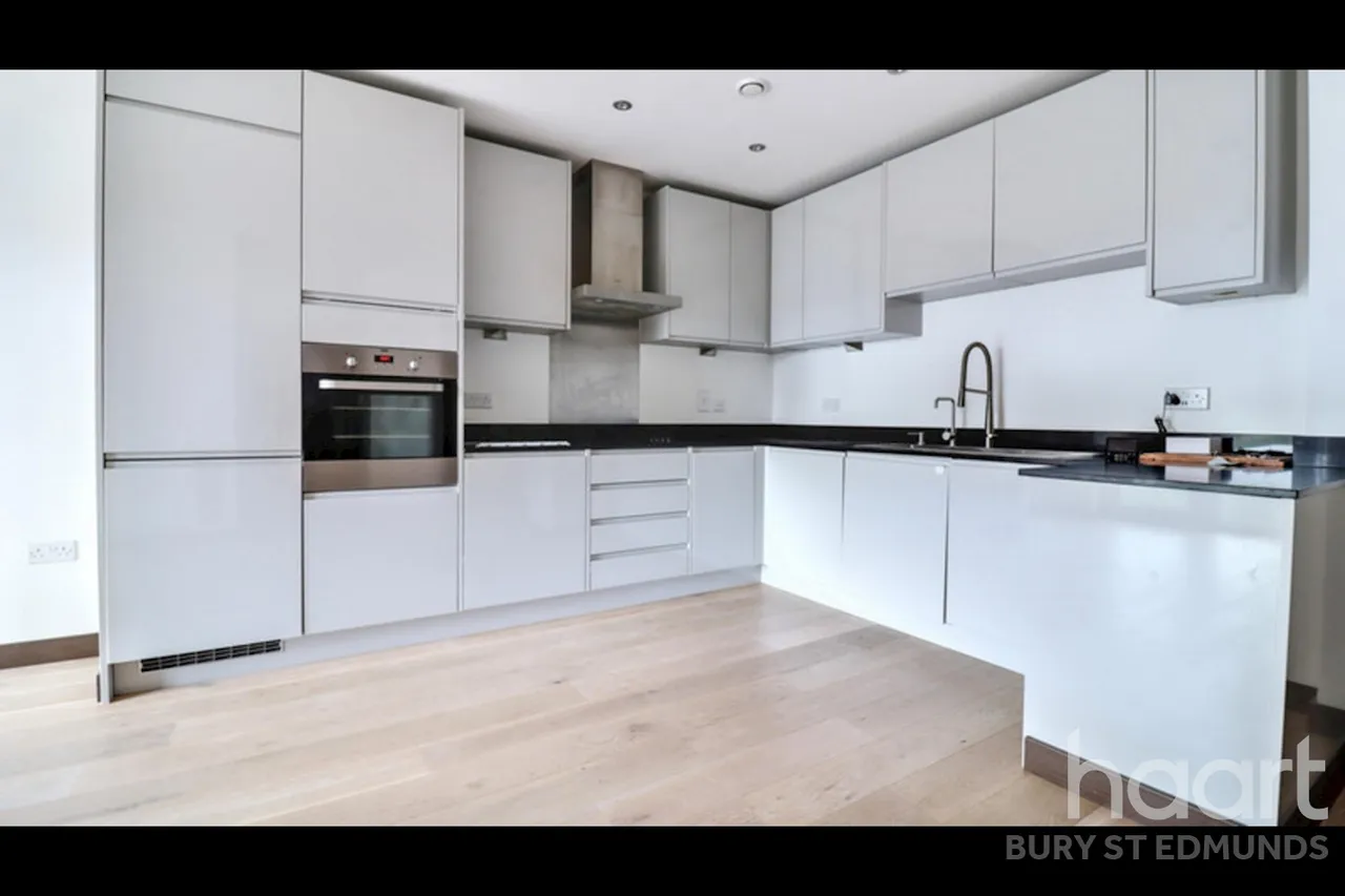 Station Hill, Bury St Edmunds, IP32, photo 3