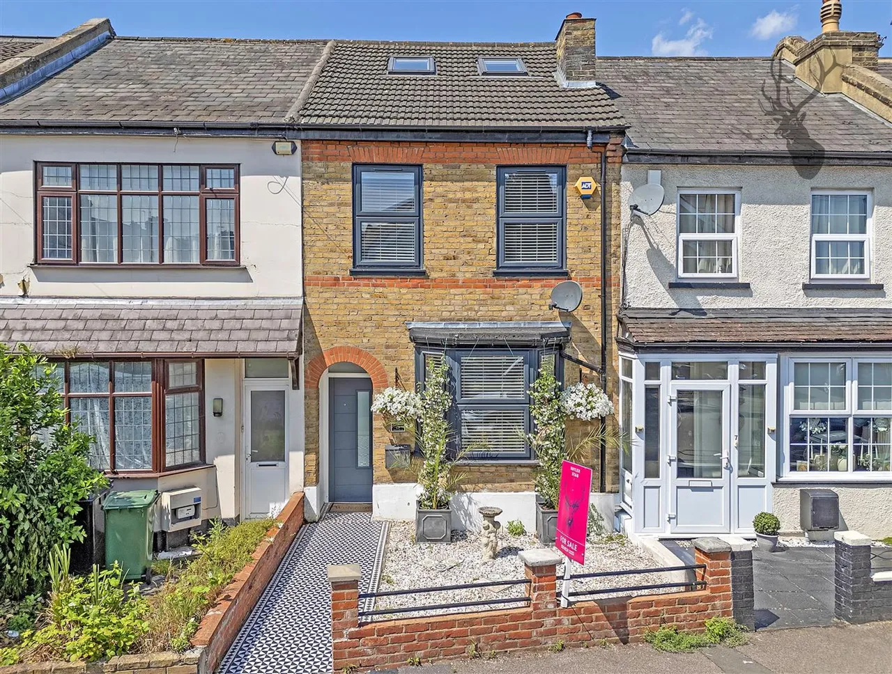 Grove Road, London, E4, photo 23
