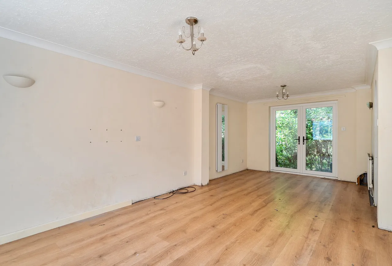 Craven Close, Gloucestershire, Longwell Green, BS30 7BX, photo 2