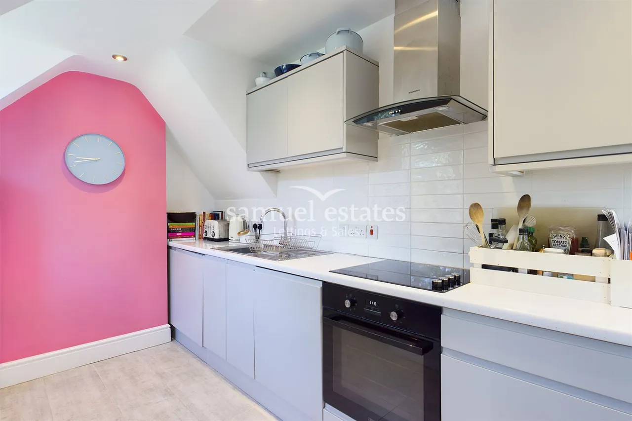 London, Greater London, SW16 2AQ, photo 4