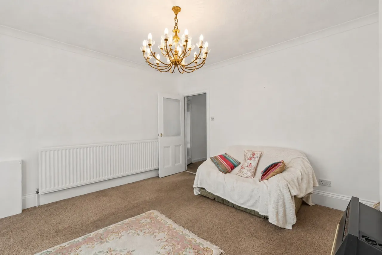 Garland Road, Poole, photo 5
