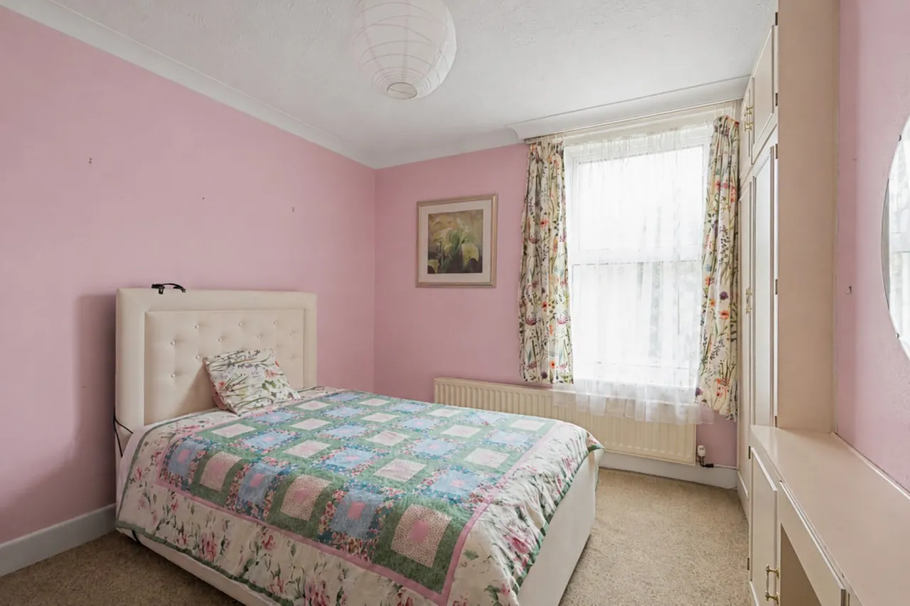 Garland Road, Poole, photo 9