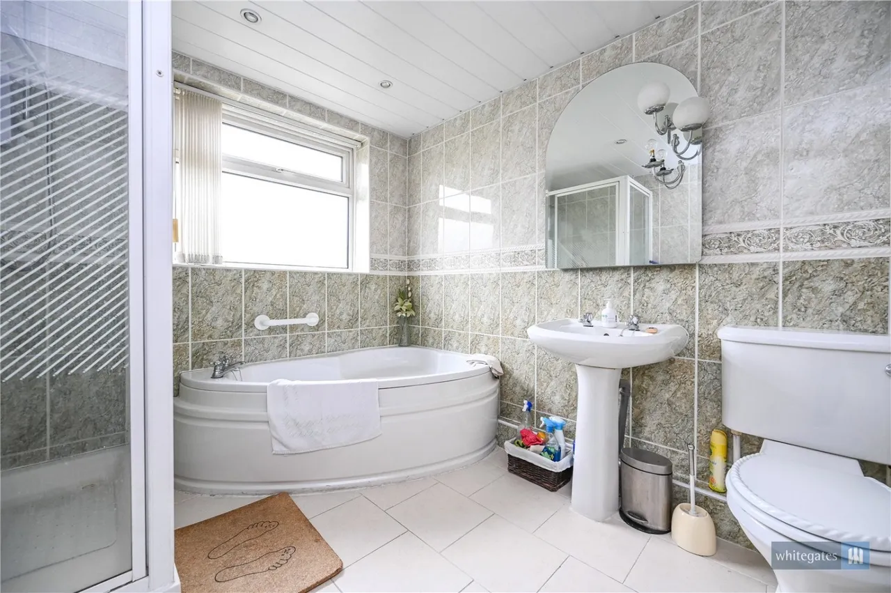 Lilac Grove, Liverpool, L36, photo 21