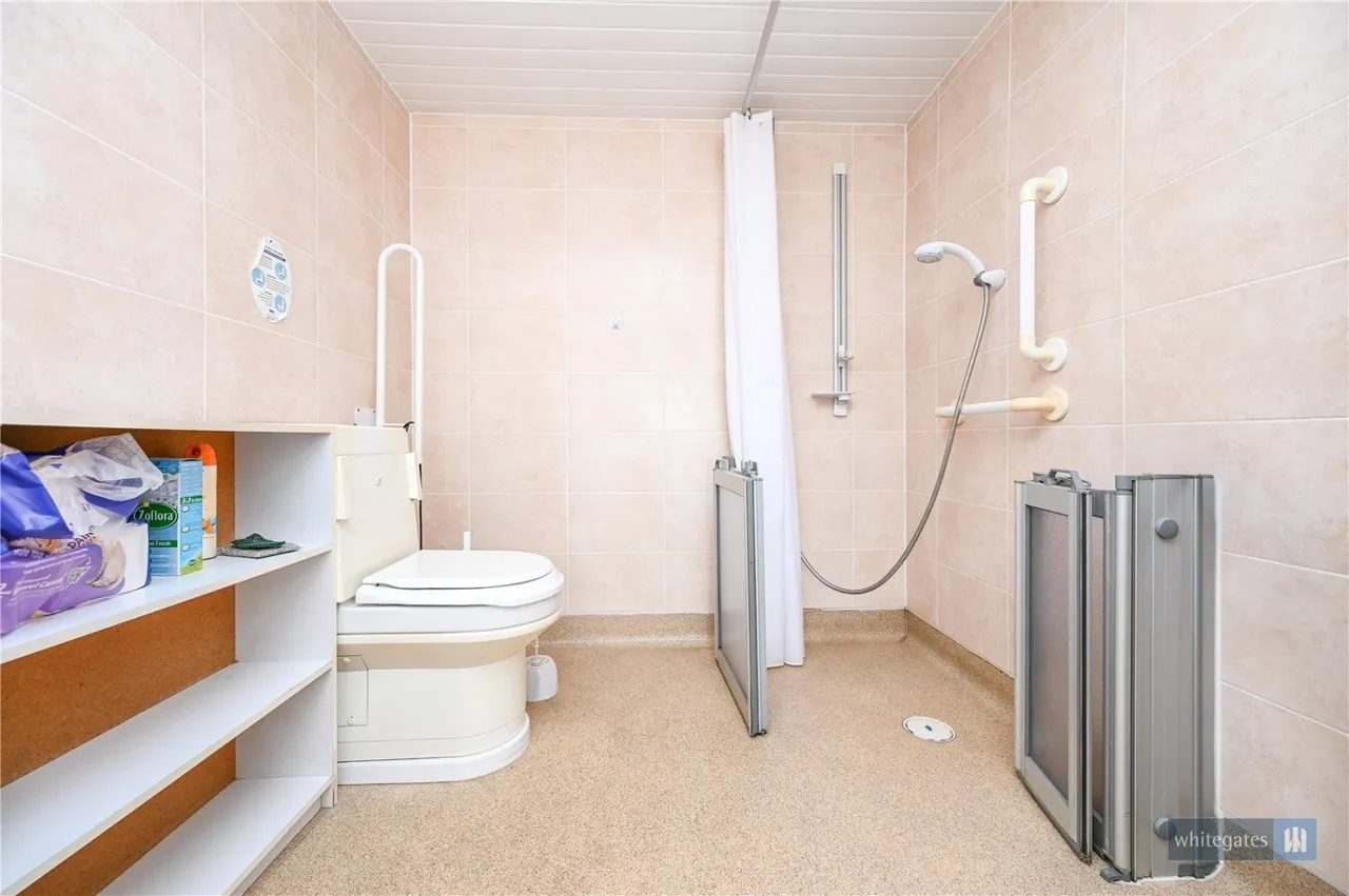 Lilac Grove, Liverpool, L36, photo 11