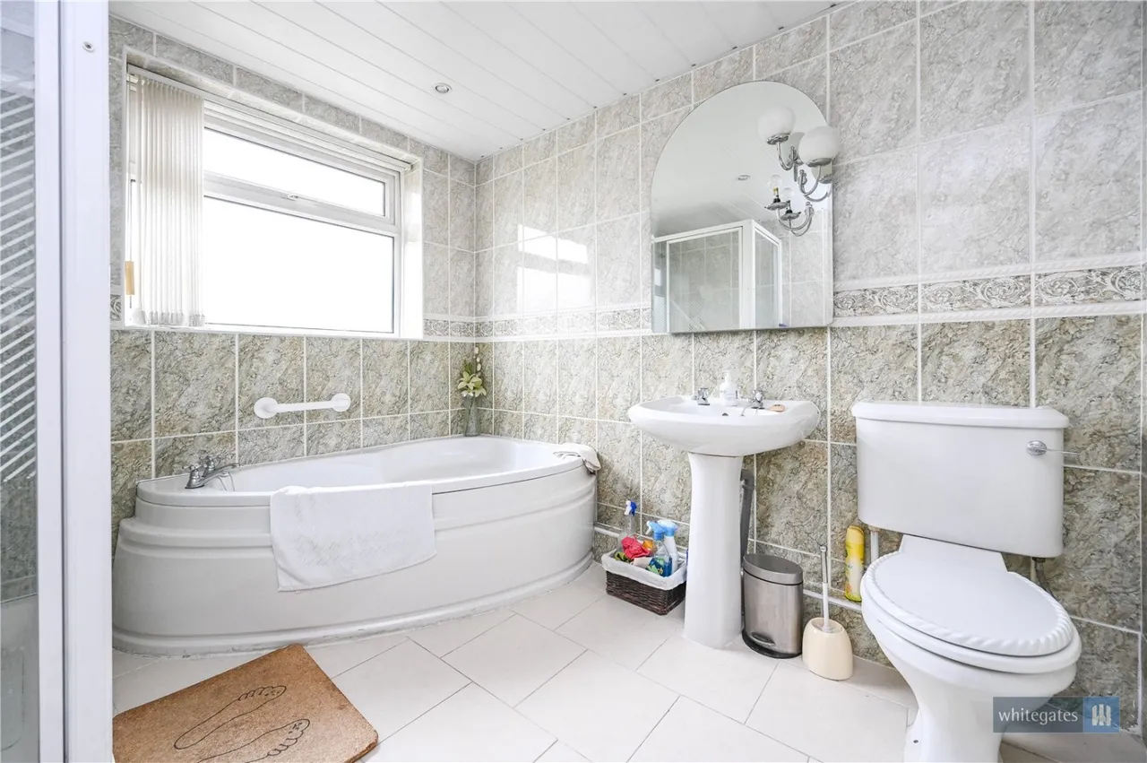 Lilac Grove, Liverpool, L36, photo 22