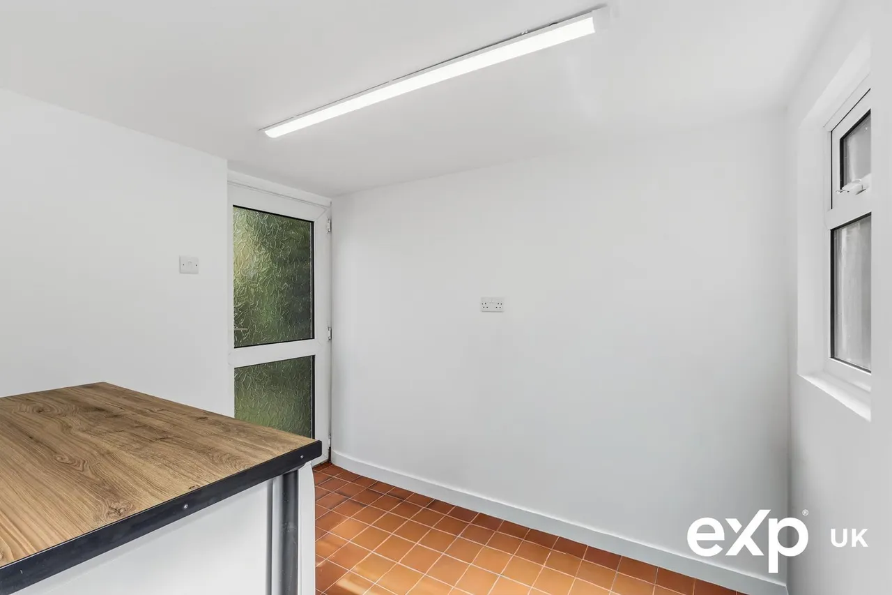 Birchwood Drive, Ravenshead, photo 7