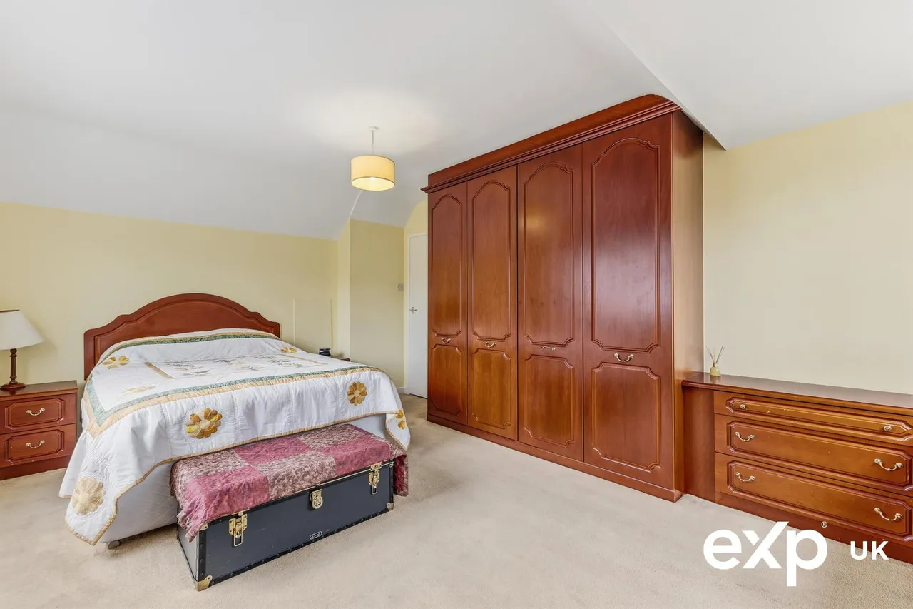 Birchwood Drive, Ravenshead, photo 21