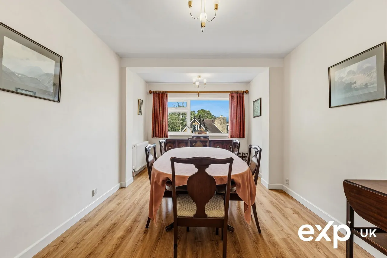 Birchwood Drive, Ravenshead, photo 12