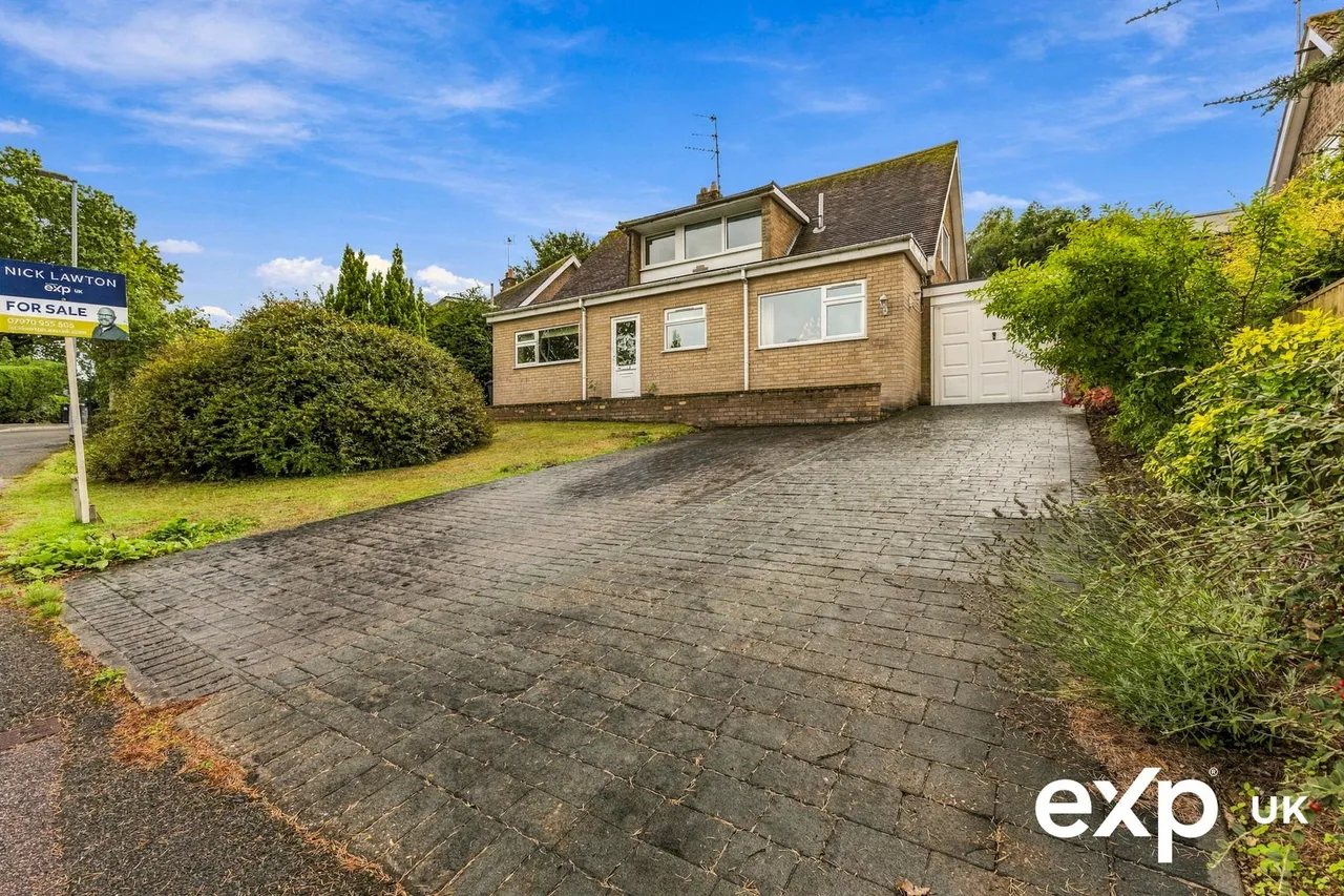 4 bed house for sale, Birchwood Drive, Ravenshead