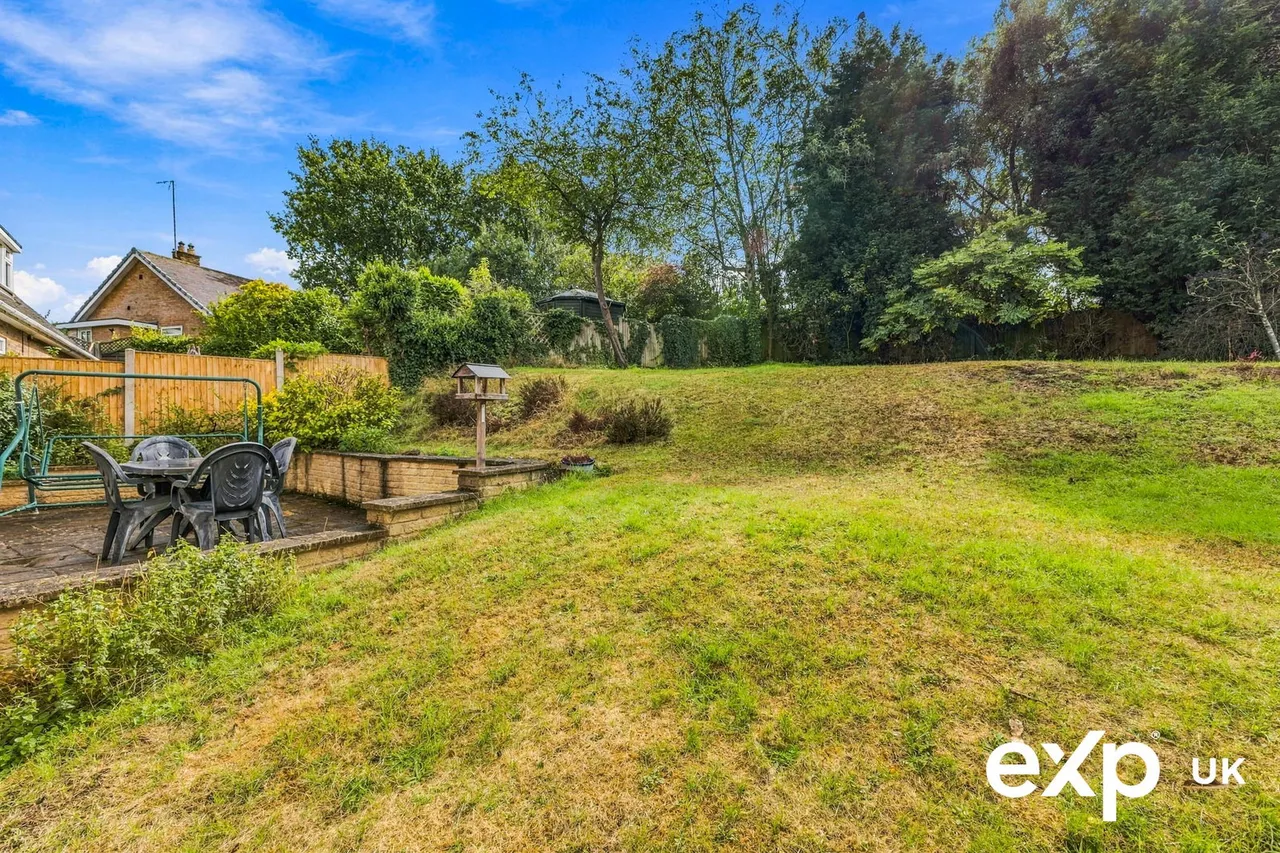 Birchwood Drive, Ravenshead, photo 30