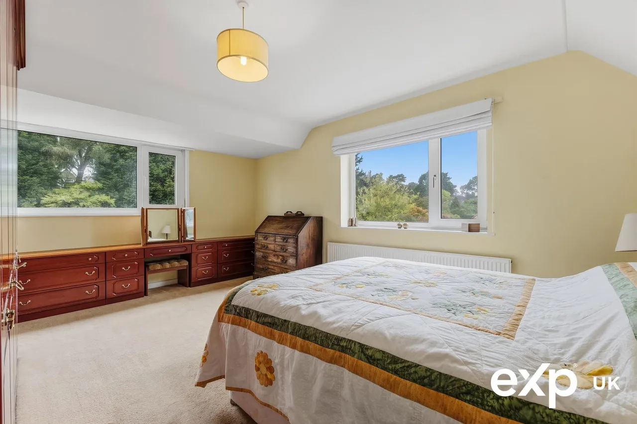 Birchwood Drive, Ravenshead, photo 19