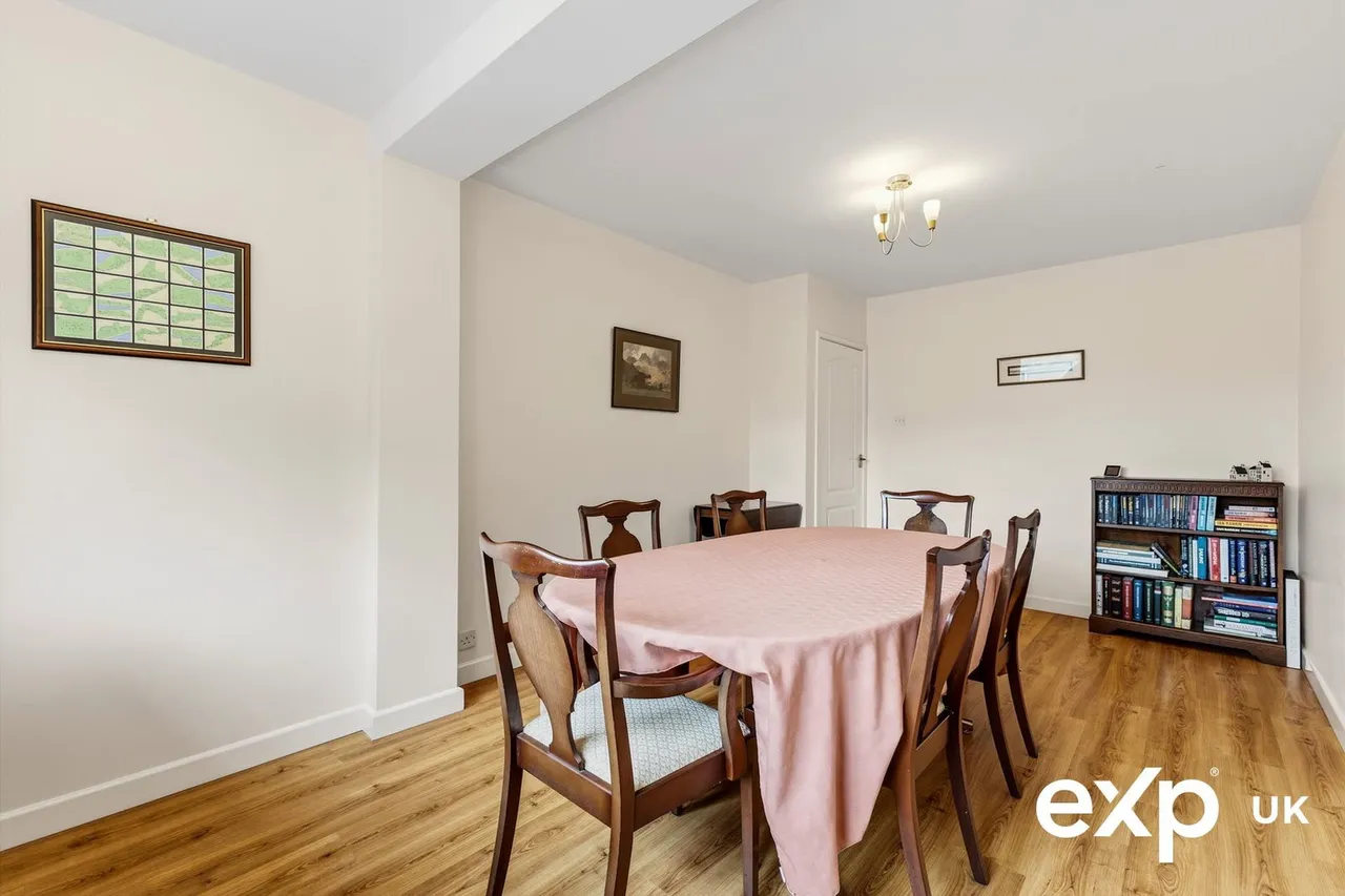 Birchwood Drive, Ravenshead, photo 13