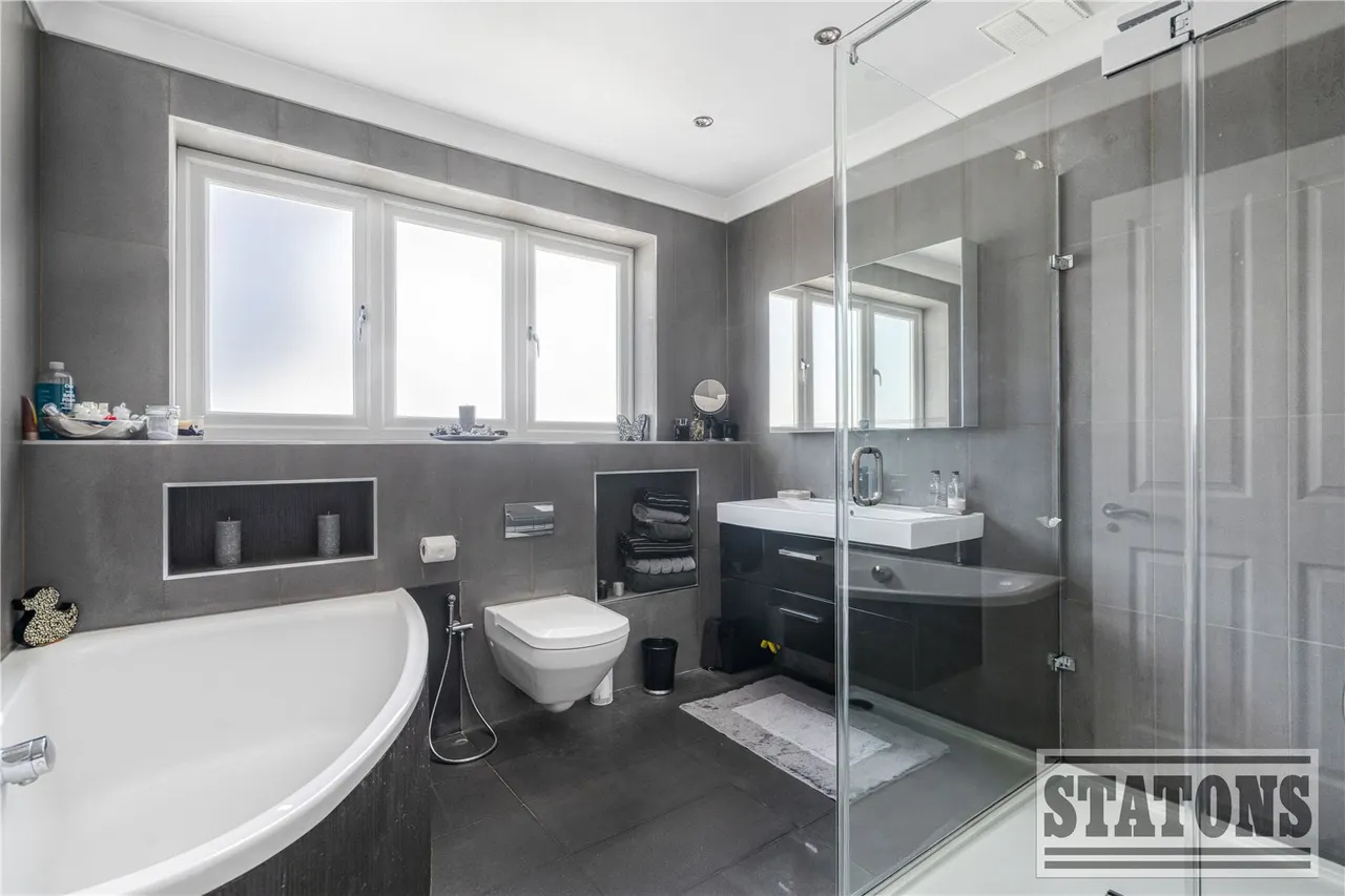 Parkgate Avenue, Hadley Wood, EN4 0NR, photo 14