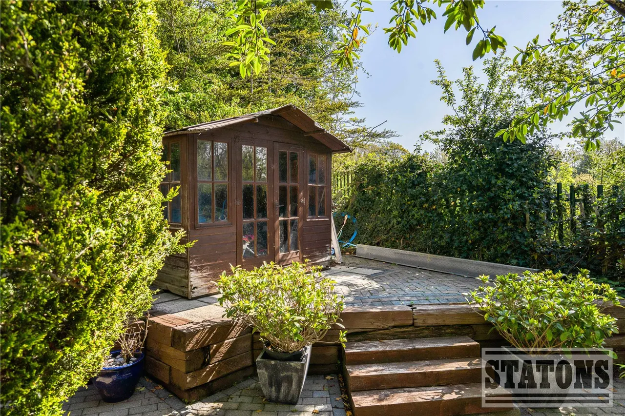 Parkgate Avenue, Hadley Wood, EN4 0NR, photo 28