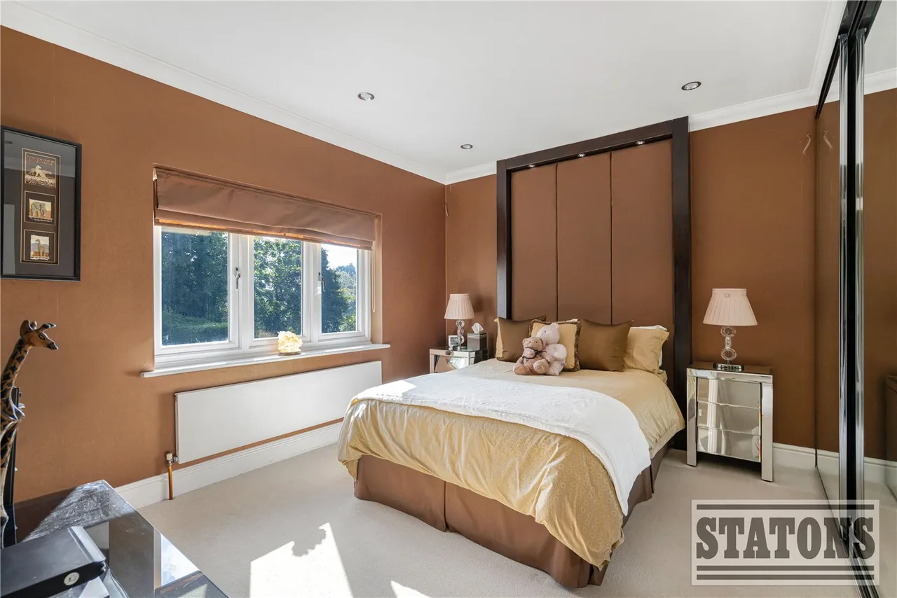 Parkgate Avenue, Hadley Wood, EN4 0NR, photo 15