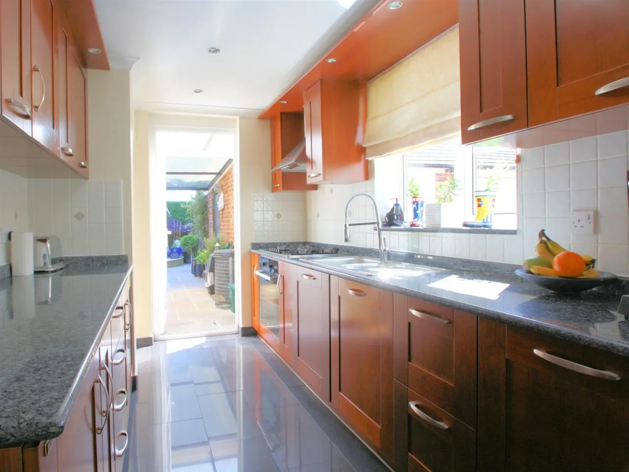 Northwood Avenue, Knaphill, GU21, photo 3