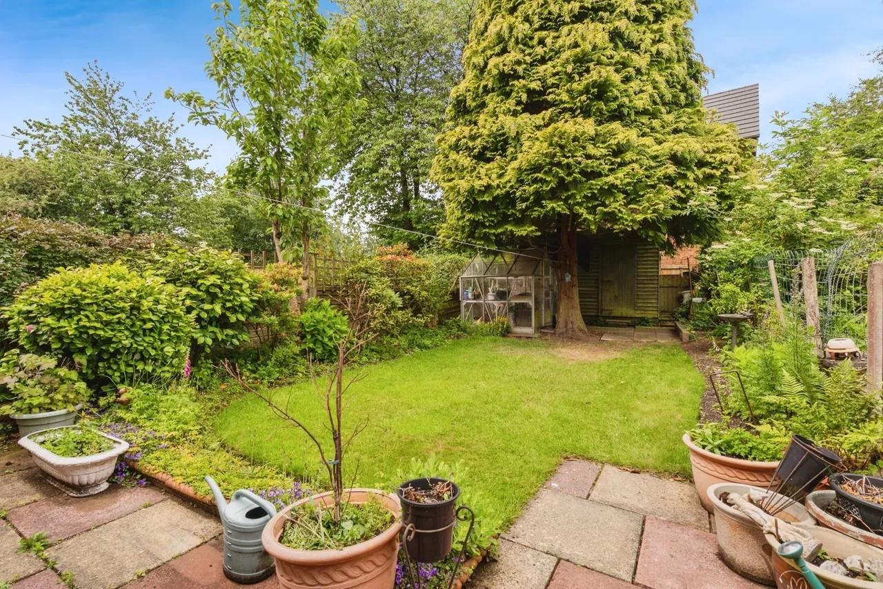 Dobb Brow Road, Westhoughton, BL5, photo 17