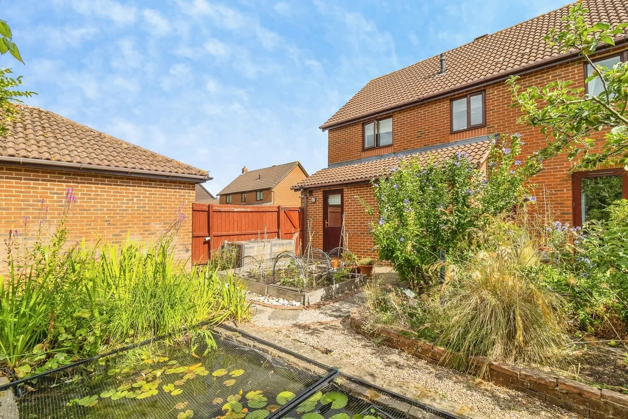 Turvill End, Loughton, Milton Keynes, Buckinghamshire, MK5, photo 22