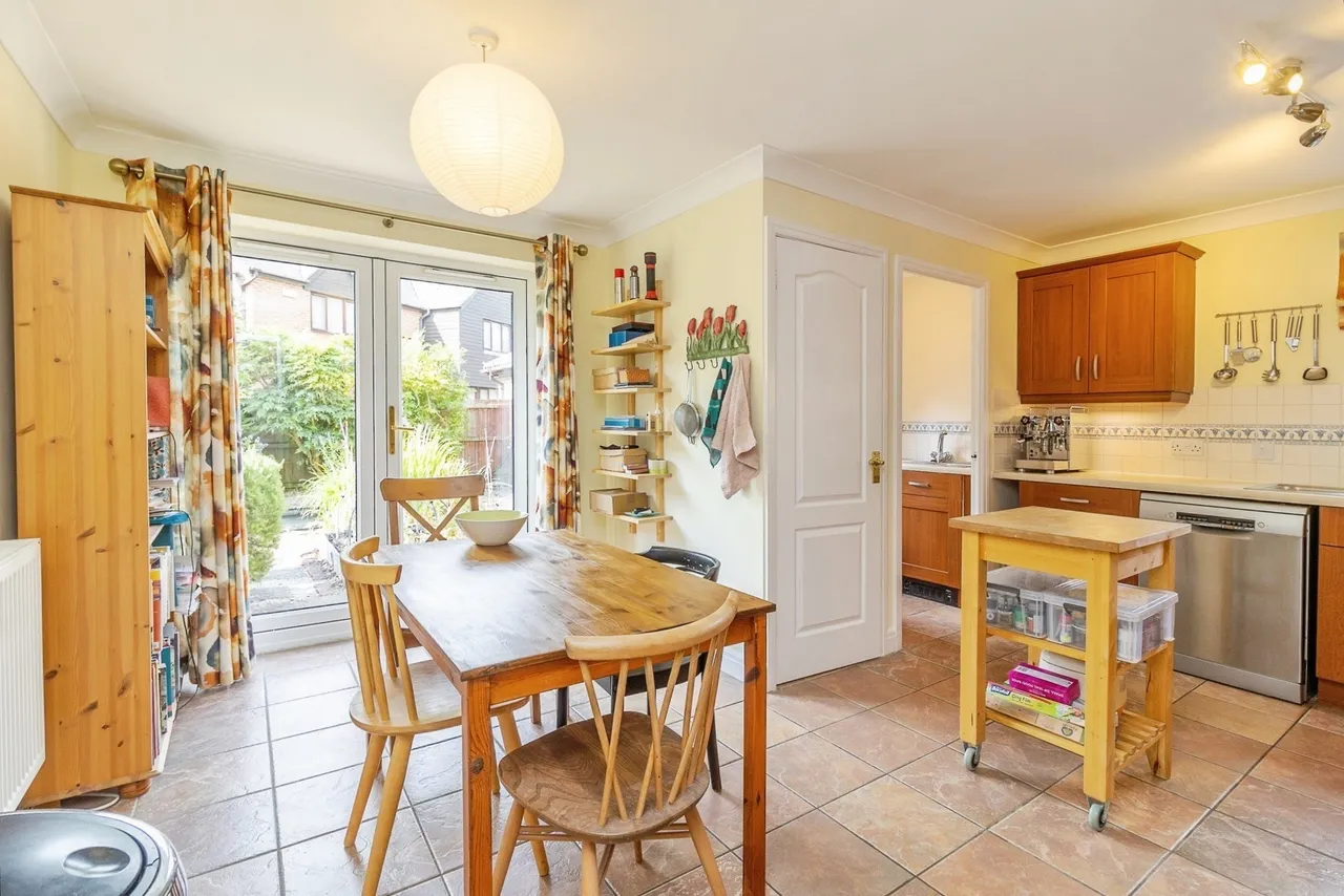 Turvill End, Loughton, Milton Keynes, Buckinghamshire, MK5, photo 3