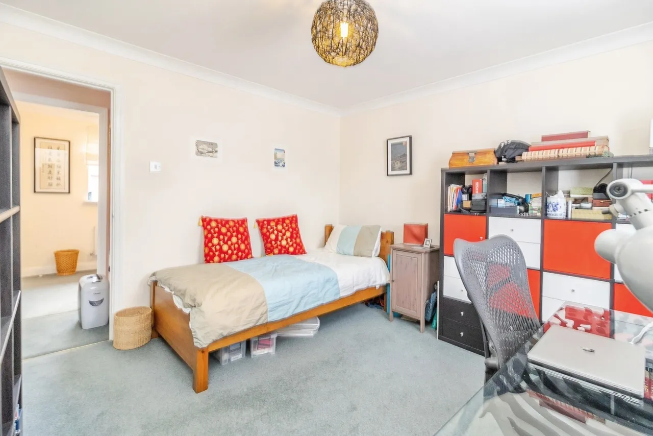 Turvill End, Loughton, Milton Keynes, Buckinghamshire, MK5, photo 17