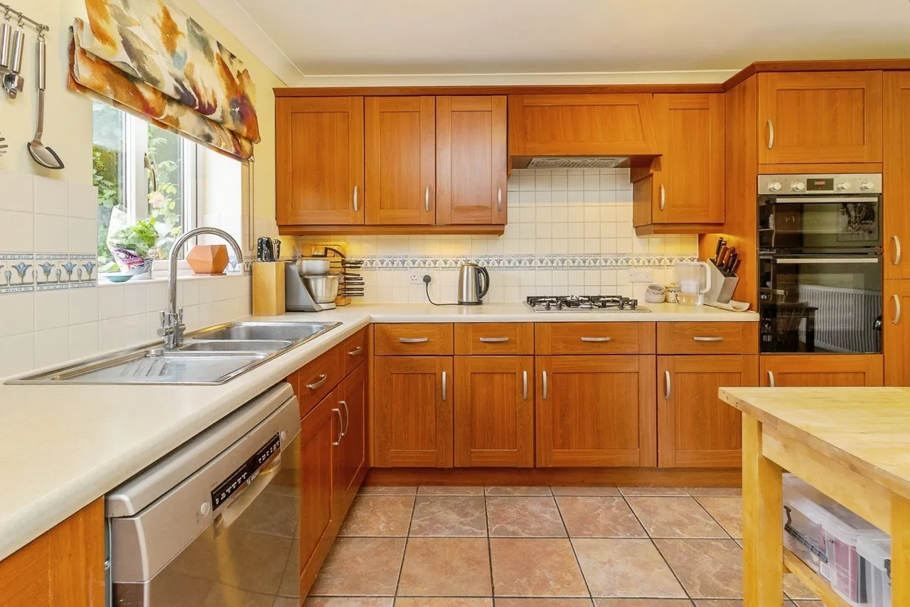 Turvill End, Loughton, Milton Keynes, Buckinghamshire, MK5, photo 6