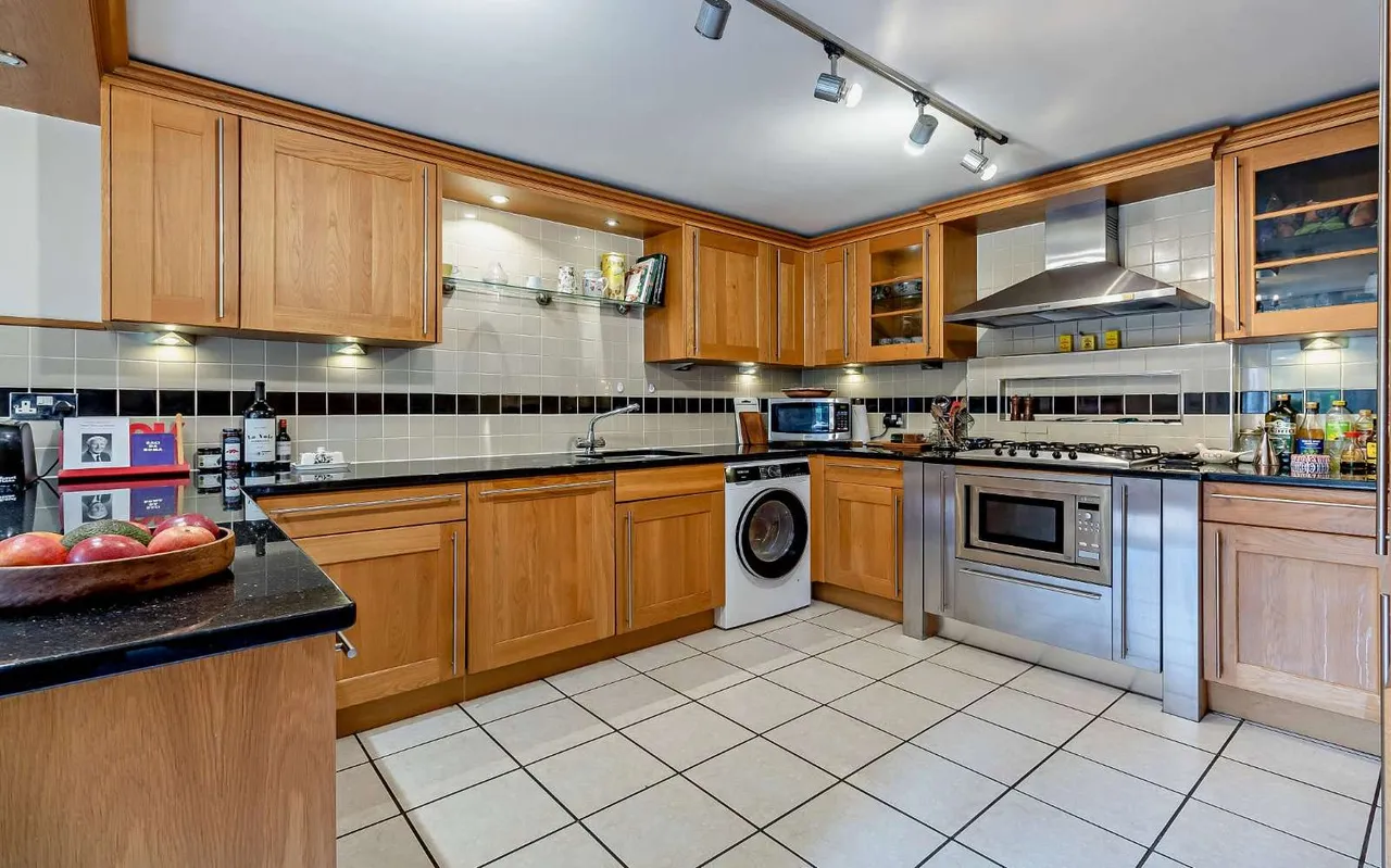 Kirby Road, Trowse, Norwich, Norfolk, NR14 8QH, photo 8