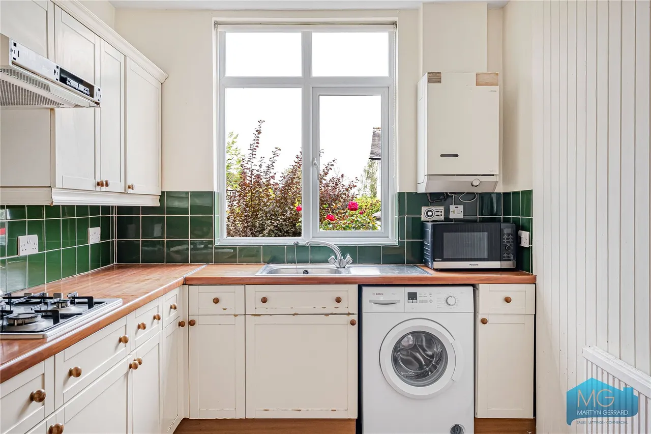 Fortis Green, East Finchley, N2, photo 8
