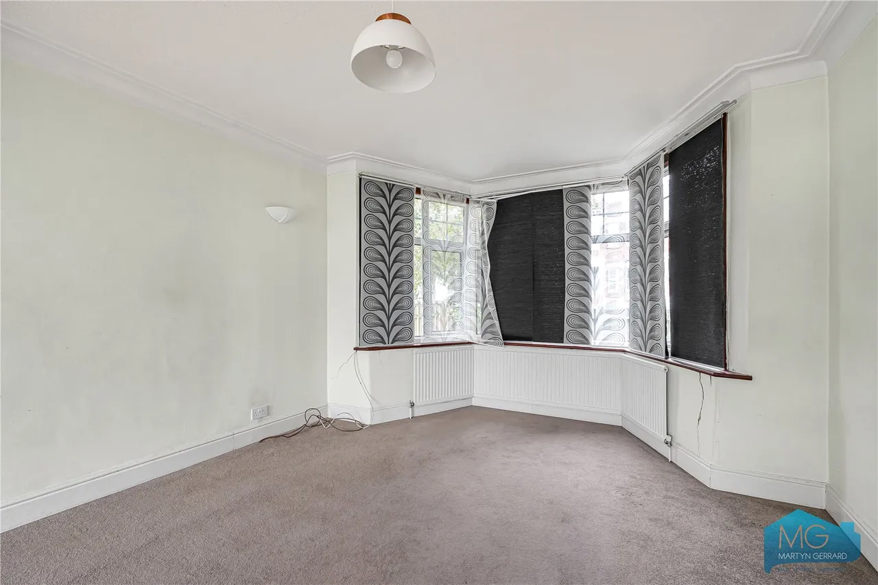 Fortis Green, East Finchley, N2, photo 17