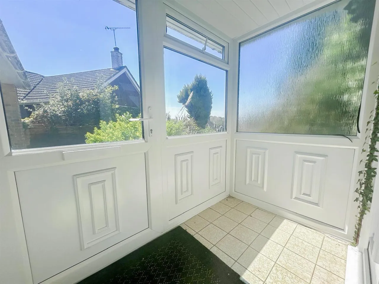 Kenton Close, Bexhill-On-Sea, TN39 4HF, photo 9