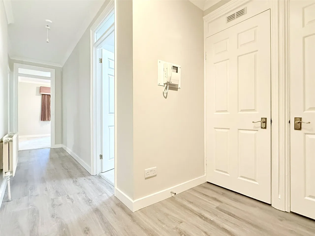 Crescent East, Hadley Wood, EN4, photo 15