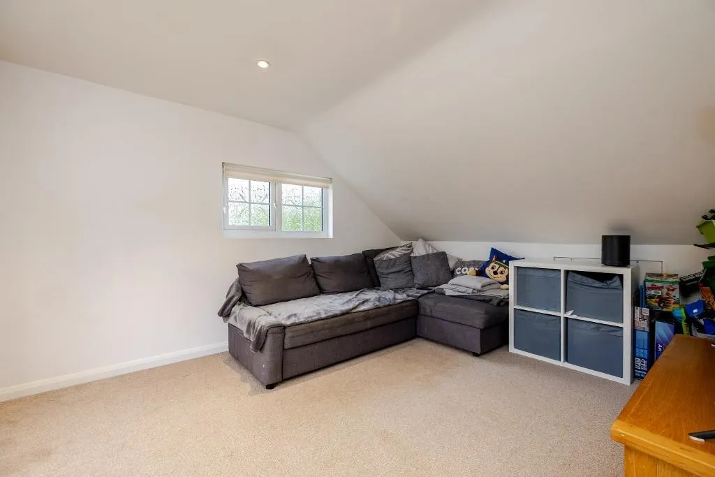 Slines Oak Road, Woldingham, photo 27