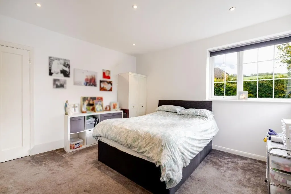 Slines Oak Road, Woldingham, photo 19