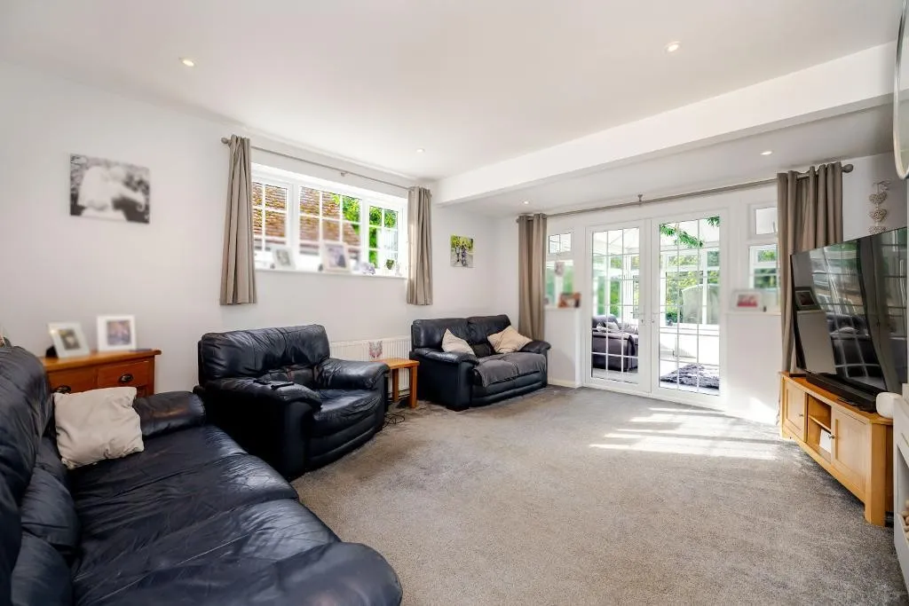 Slines Oak Road, Woldingham, photo 13
