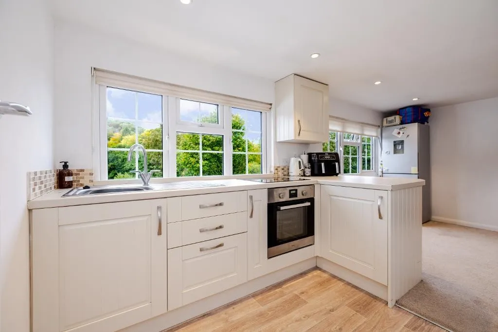 Slines Oak Road, Woldingham, photo 26
