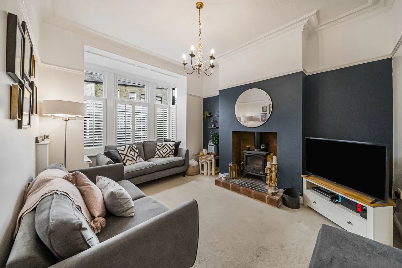Hawthorne Road, Burnley, BB11 2JR, photo 2