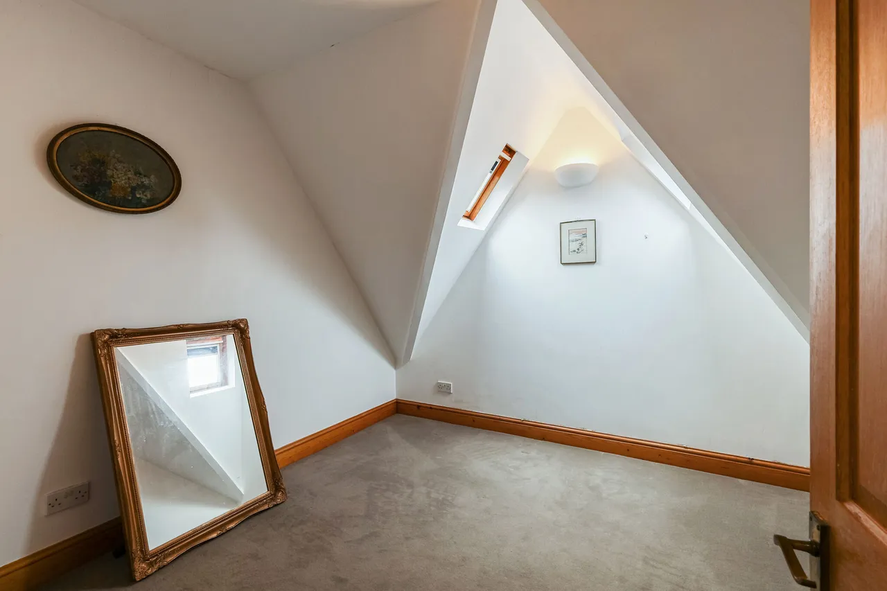 Clive Road, London, SE21, photo 11