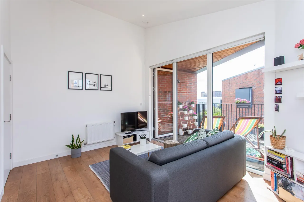 Neap Court, Bow, photo 4