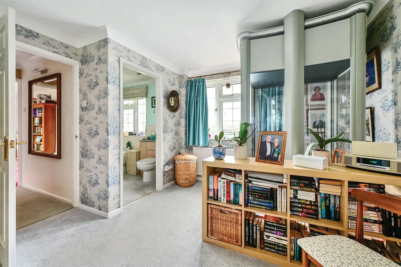 Cottage Green, Hartley Wintney, Hook, Hampshire, RG27 8DJ, photo 10