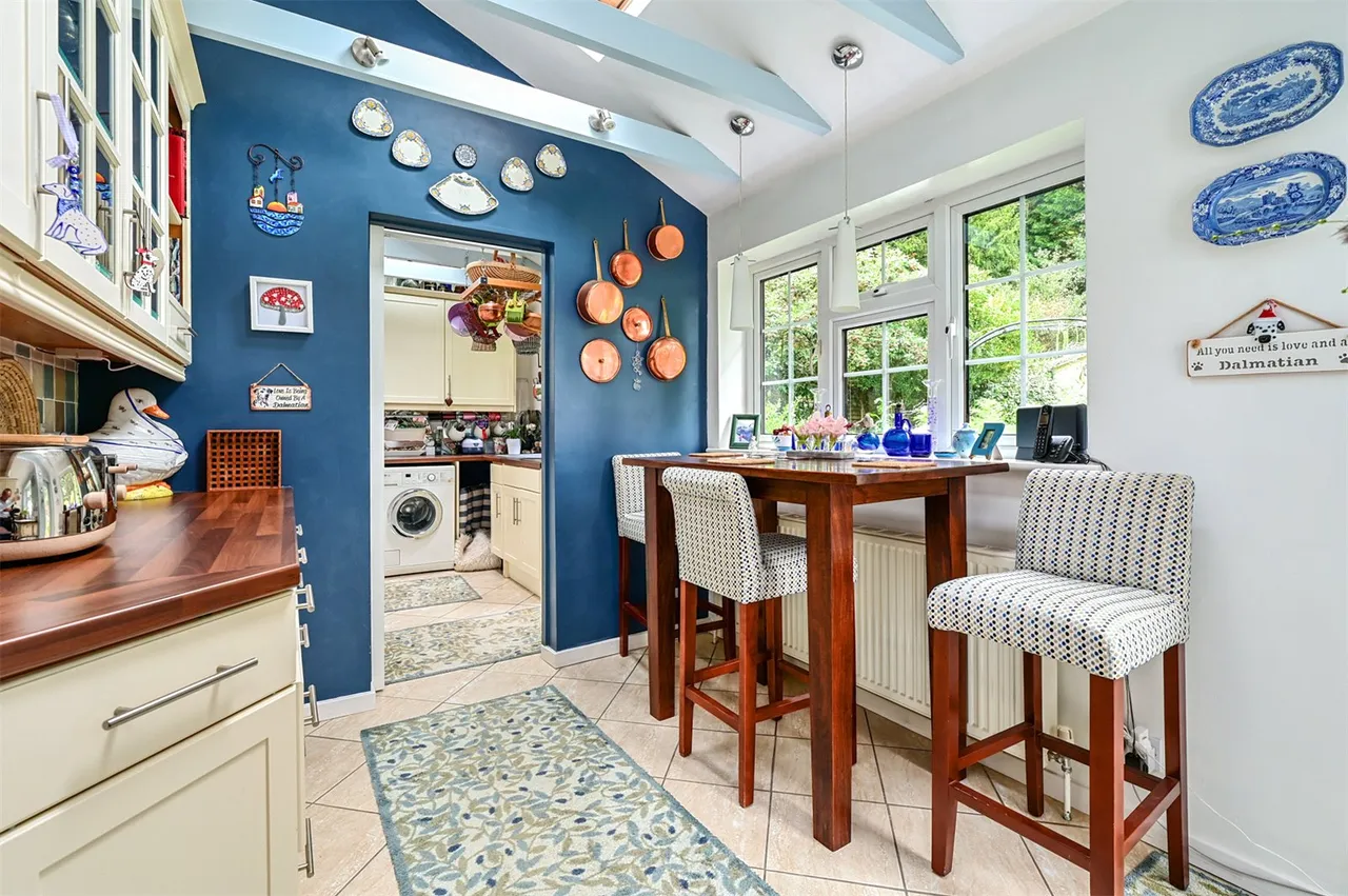 Cottage Green, Hartley Wintney, Hook, Hampshire, RG27 8DJ, photo 3