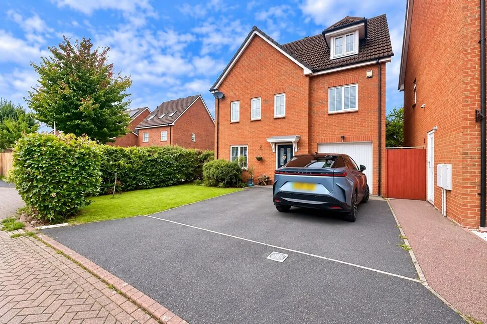6 bed house for sale, Hallams Drive, Nantwich, CW5