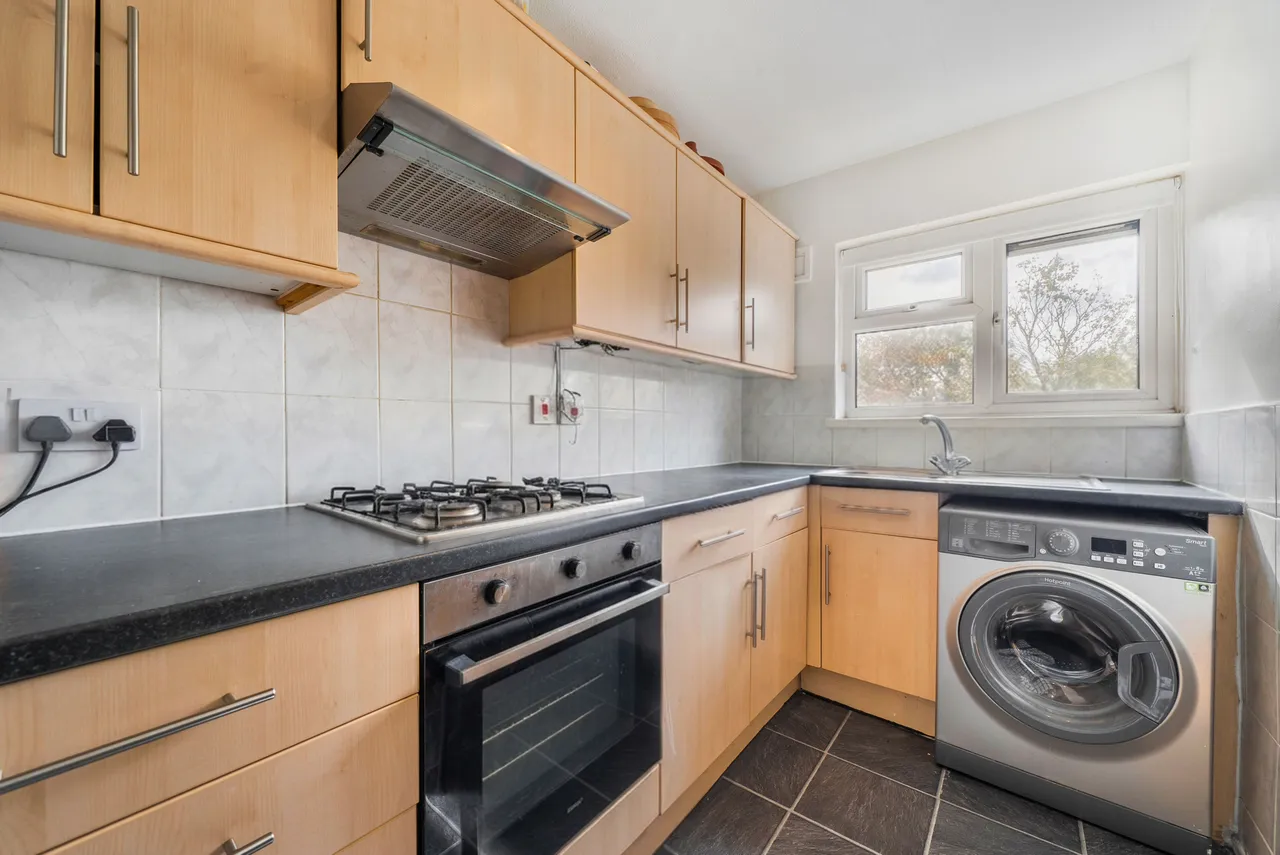 58 Church Hill Road, London, photo 9