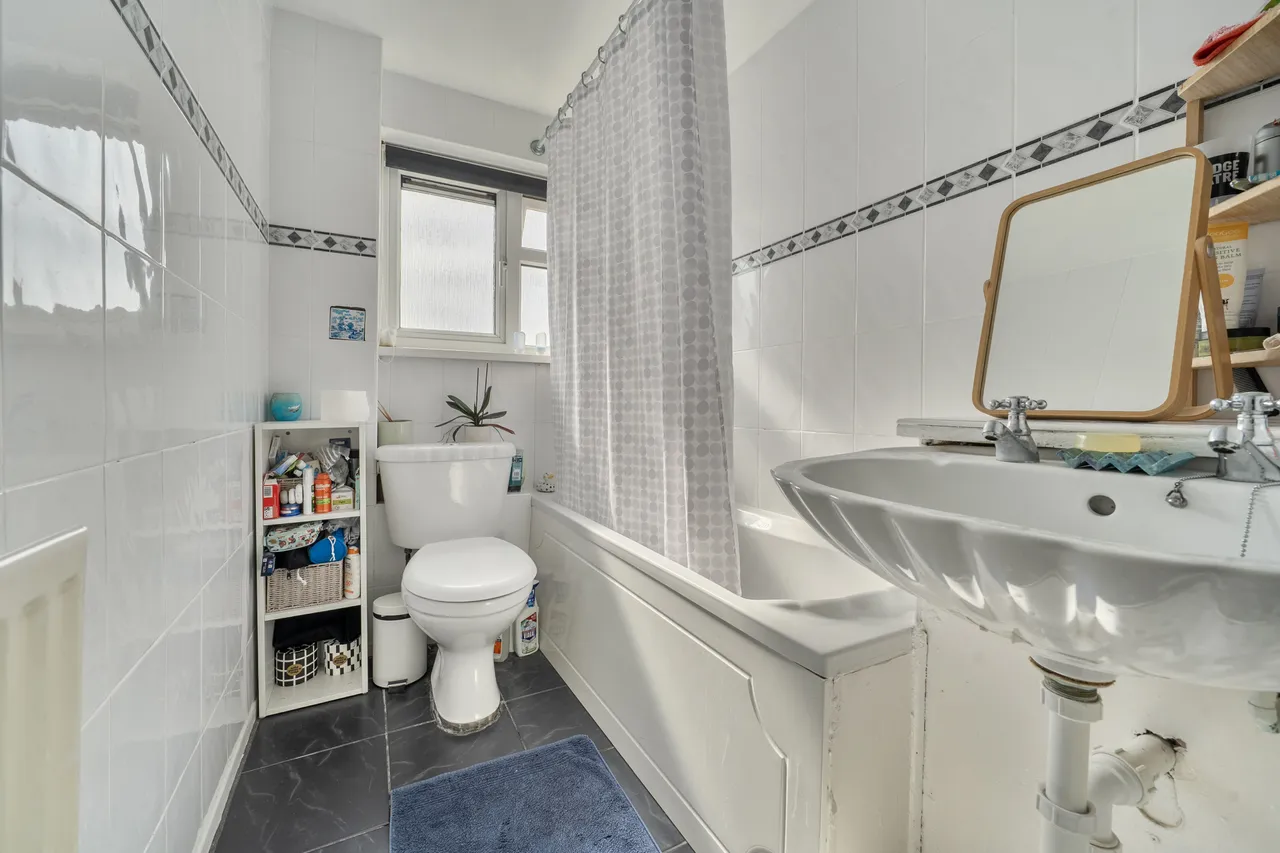 58 Church Hill Road, London, photo 6