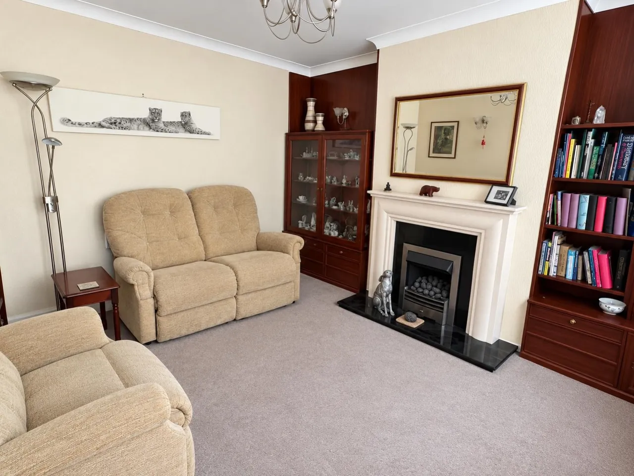 Beehive Road, Surrey Staines-upon-Thames, TW18, photo 2